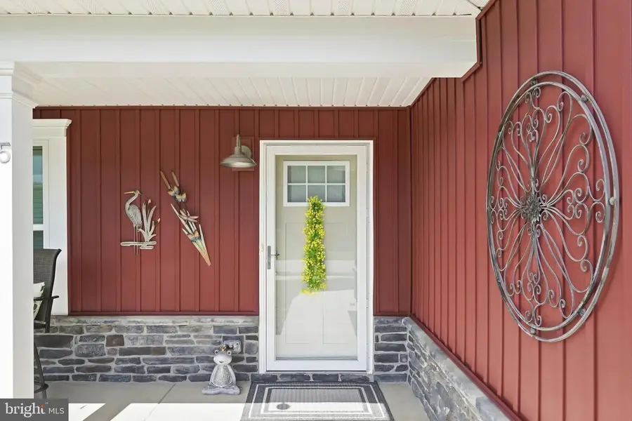 665 Dripping Spring Dr, Hedgesville, WV 25427 - #3