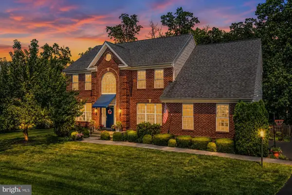 33 Lackawanna Ln, FALLING WATERS, WV 25419