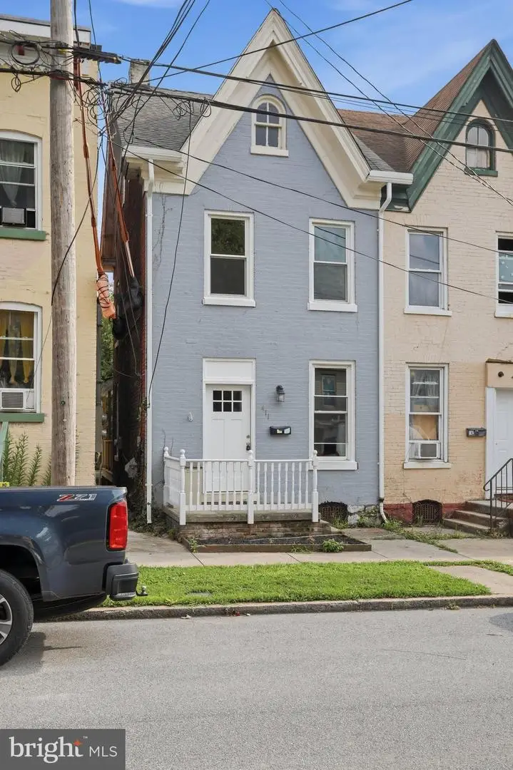 411 W Martin St, Martinsburg, WV 25401 - #3