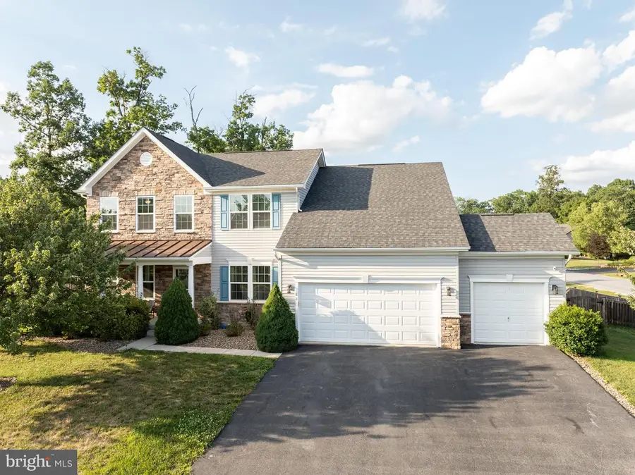 18 Trout River Ter, Falling Waters, WV 25419 - #2