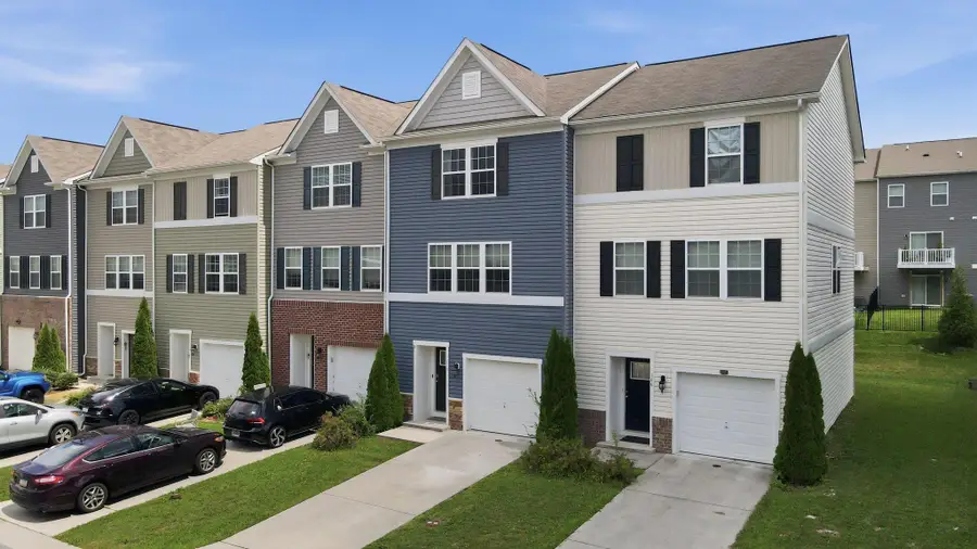 110 Vespucci Ln, Martinsburg, WV 25404 - #2