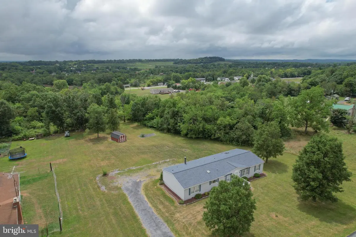 706 Loop Rd, Gerrardstown, WV 25420 - #1