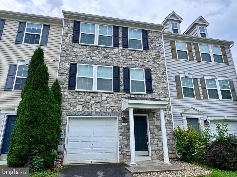 32 Lombard Ln, Bunker Hill, WV 25413 - #3