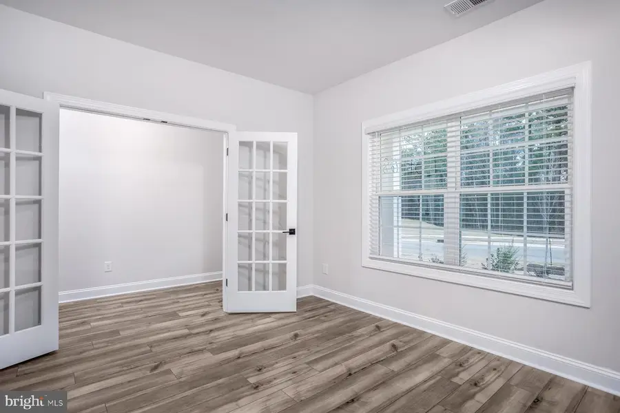 25 Brompton St, Falling Waters, WV 25419 - #2