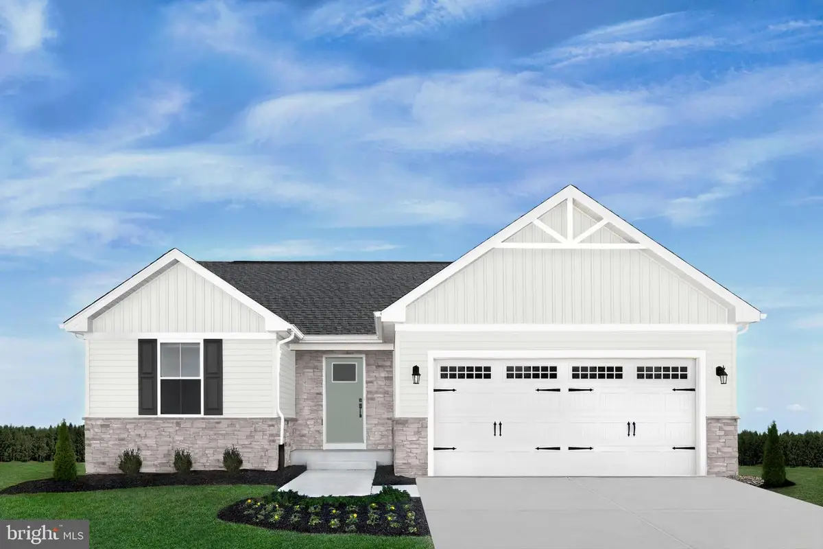 1061 Alice Springs Dr, Martinsburg, WV 25403 - #1