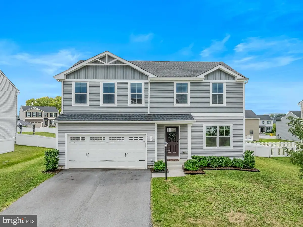 31 Costilla Way, Hedgesville, WV 25427 - #1