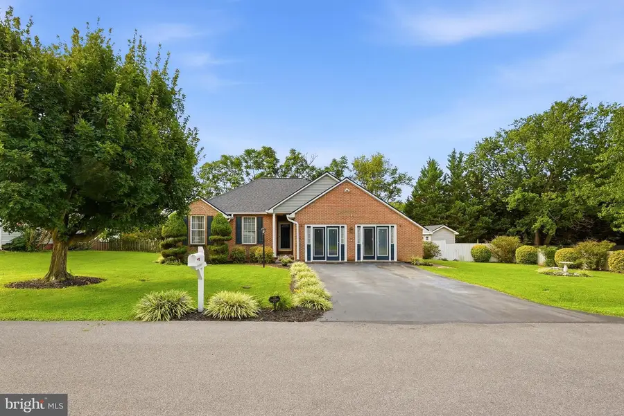 117 Gemstone Dr, Martinsburg, WV 25401 - #2