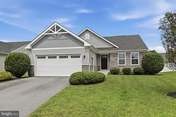 24 Ethan Cir, MARTINSBURG, WV 25403