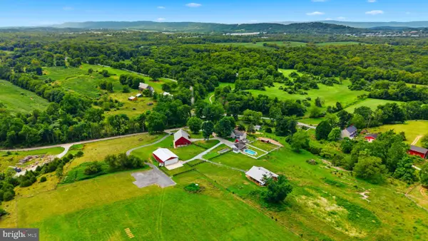 2120 Ropp Dr, MARTINSBURG, WV 25403