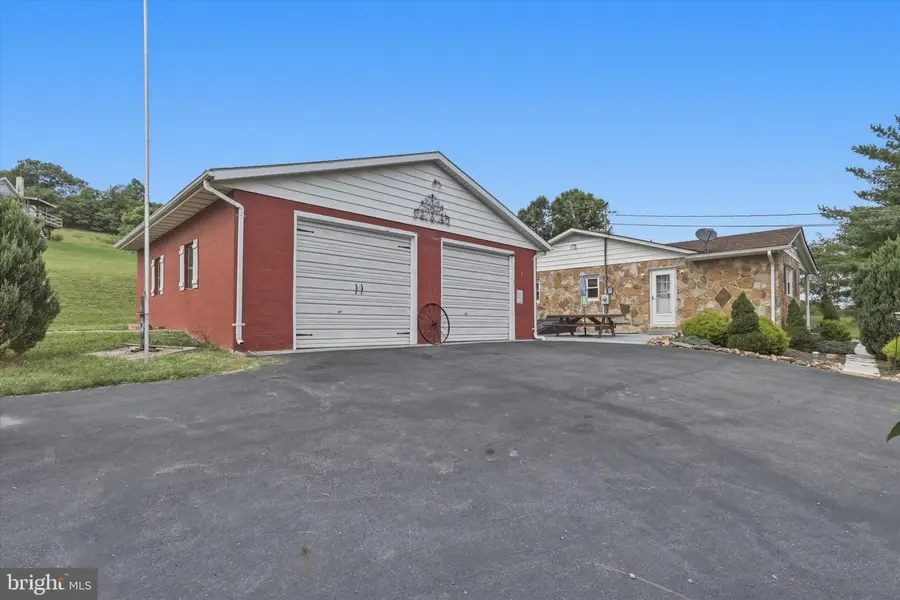 12335 Back Creek Valley Rd, Hedgesville, WV 25427 - #3