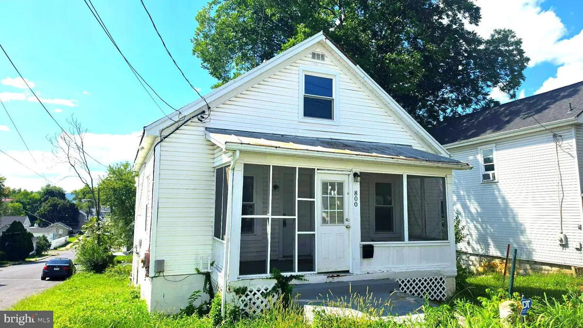 800 N High St, Martinsburg, WV 25404 - #1