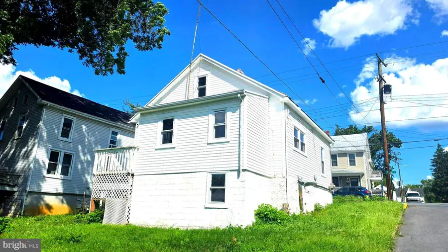 800 N High St, Martinsburg, WV 25404 - #3