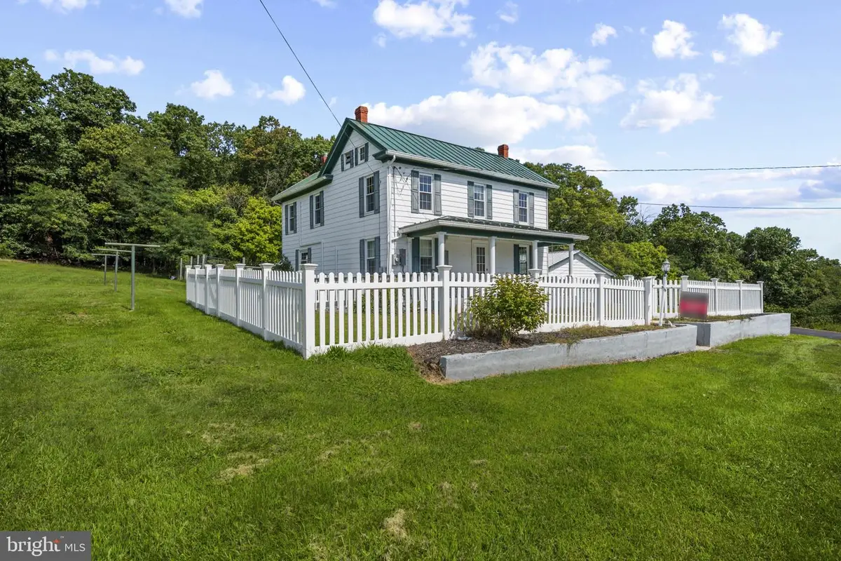 1195 Loop Rd, Gerrardstown, WV 25420 - #1