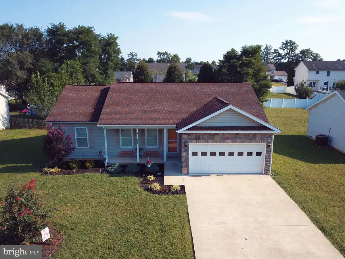 307 Close Dr, Martinsburg, WV 25404 - #1