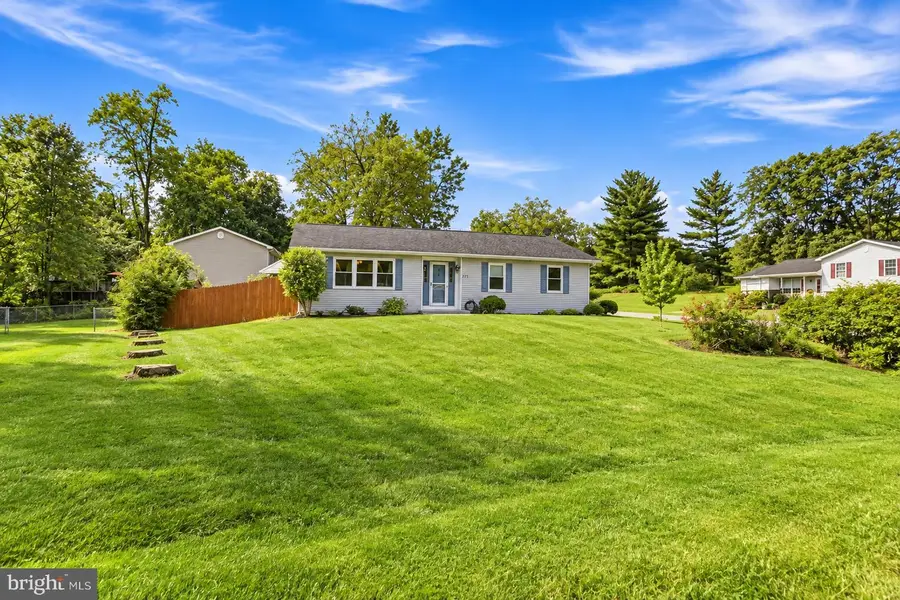 275 Evans Run Dr, Martinsburg, WV 25405 - #2