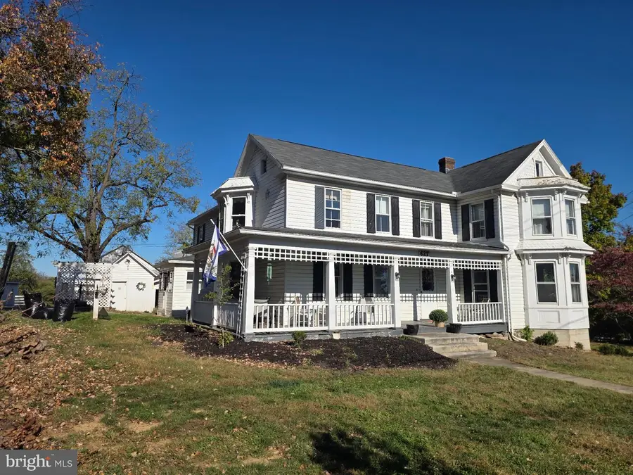 627 Hammonds Mill Rd, Hedgesville, WV 25427 - #2