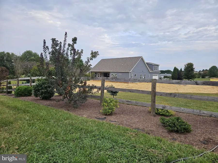 121 Kitchens Orchard Rd, Hedgesville, WV 25427 - #2
