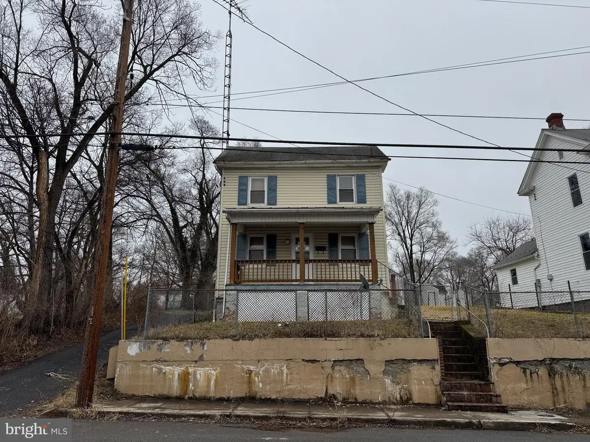719 3rd St, Martinsburg, WV 25404 - #1