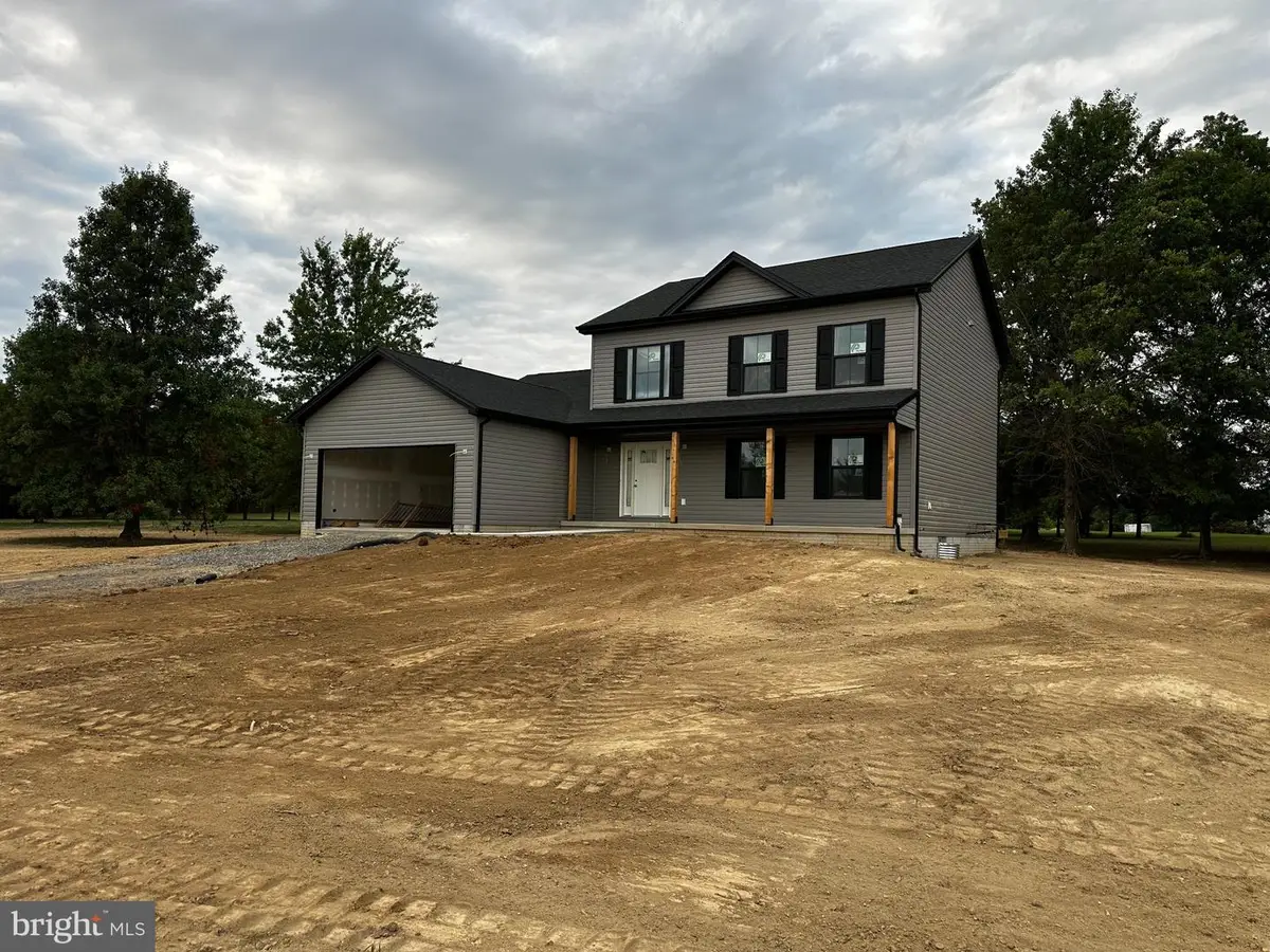 211 Hollis Dr, Gerrardstown, WV 25420 - #1