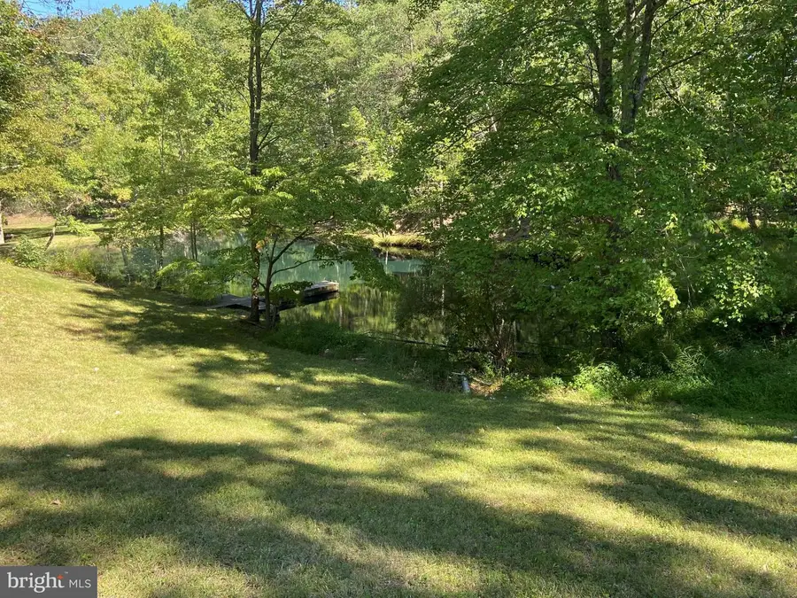 9712 Hedgesville Rd, Hedgesville, WV 25427 - #3