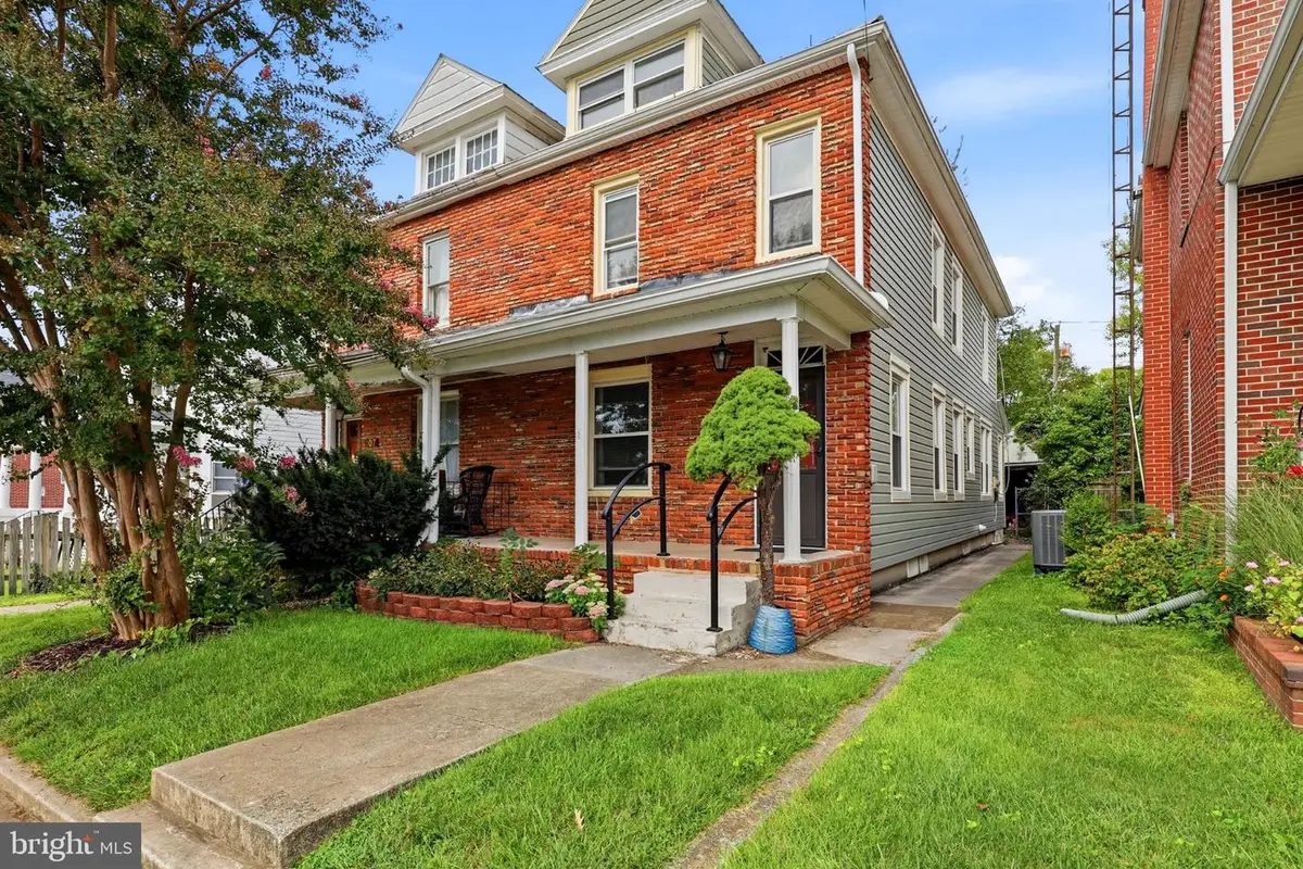 105 S Illinois Ave, Martinsburg, WV 25401 - #1