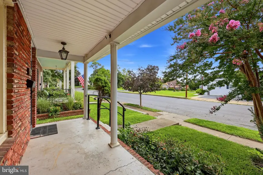 105 S Illinois Ave, Martinsburg, WV 25401 - #2