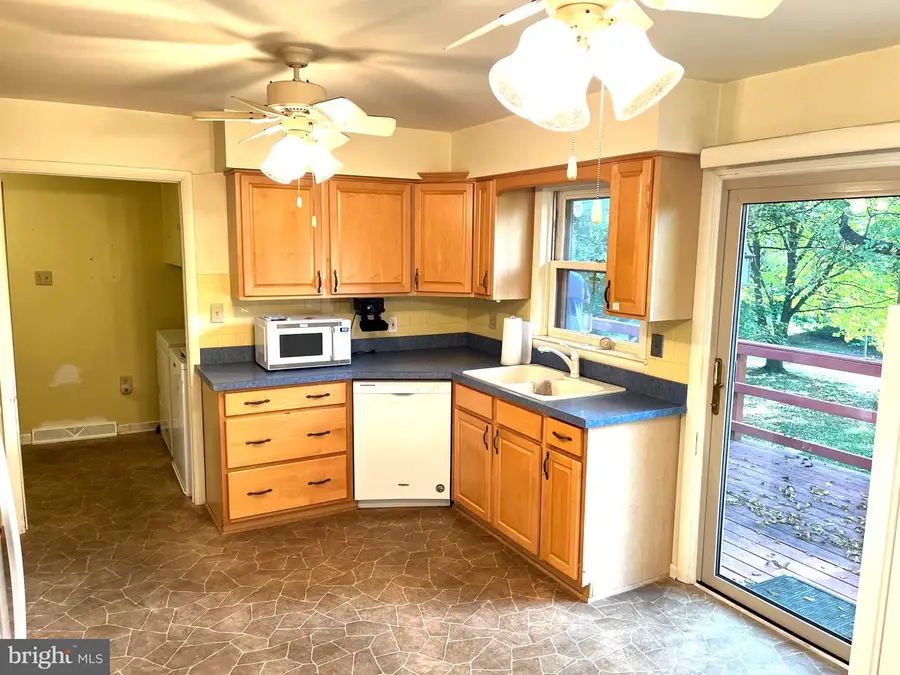 2834 Ridge Rd S, Martinsburg, WV 25403 - #3