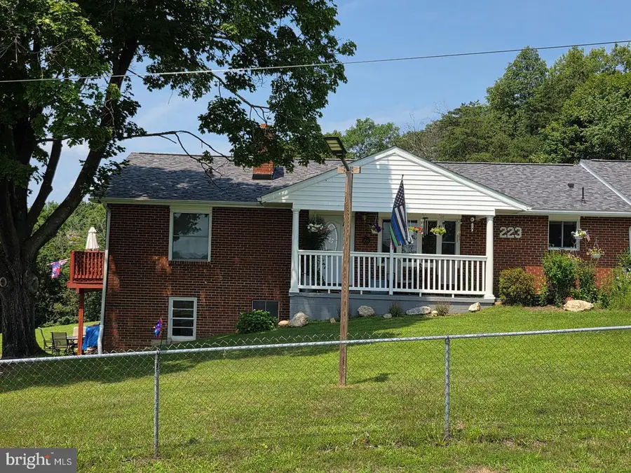 223 Stotelmyer Ln, Martinsburg, WV 25405 - #2