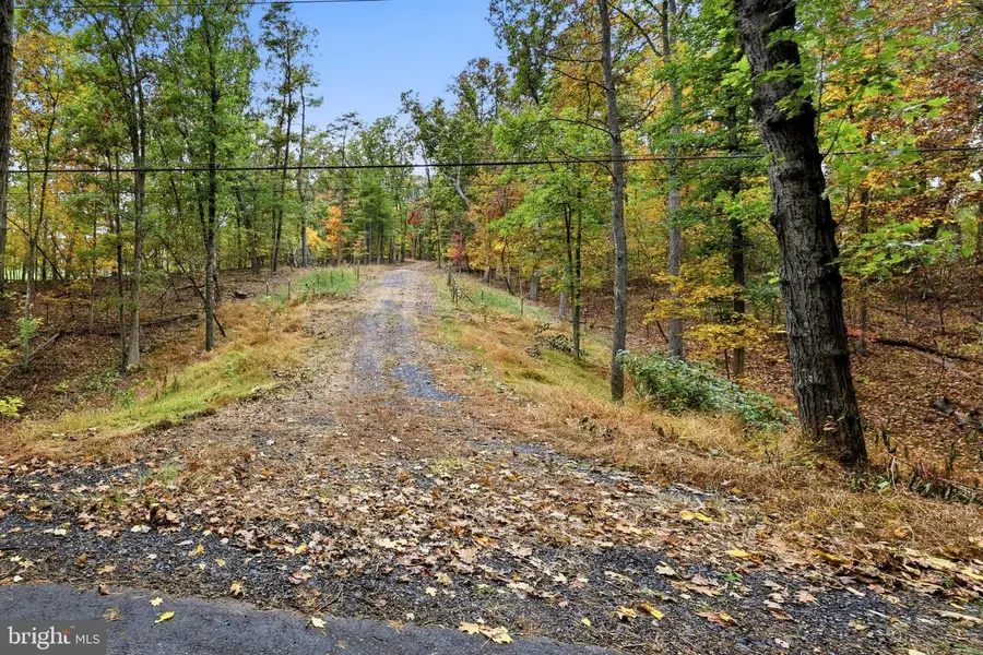 Dunham Dr, Hedgesville, WV 25427 - #3