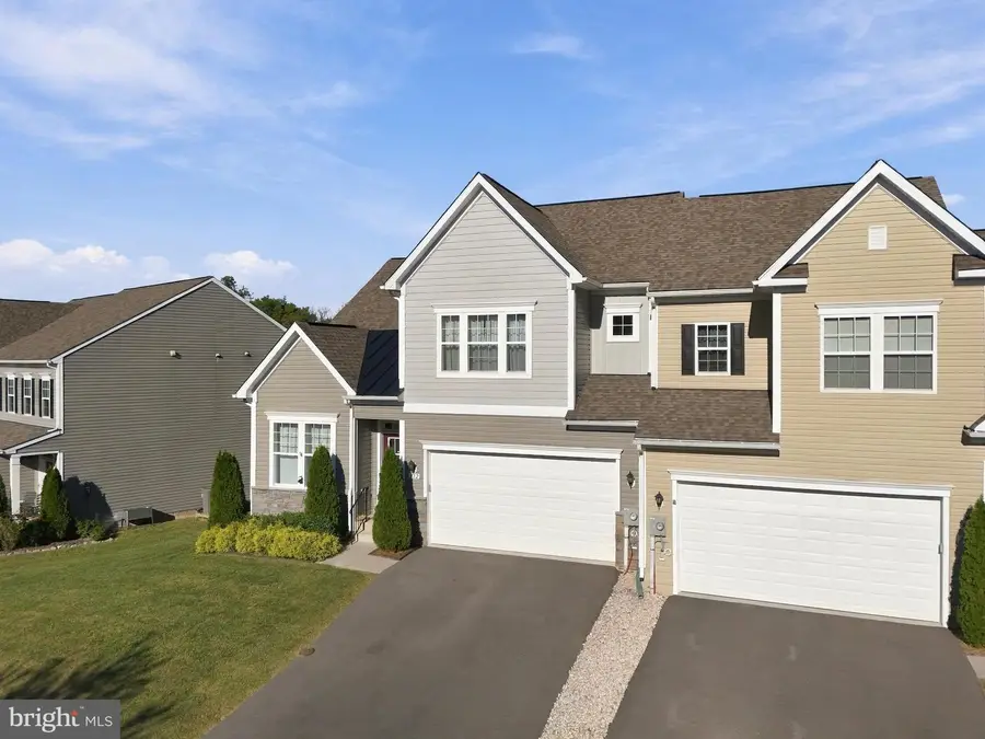 212 Darden Ct W, Martinsburg, WV 25403 - #2