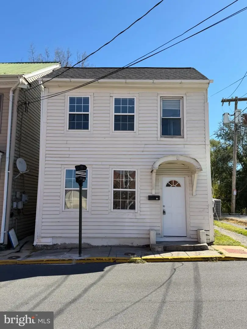 115 N Spring St, Martinsburg, WV 25401 - #1