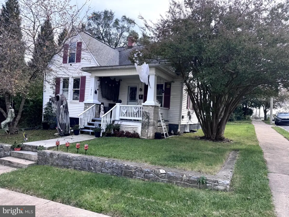819 Buxton St, Martinsburg, WV 25401 - #1