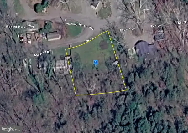 880 Aspero Ln, FALLING WATERS, WV 25419