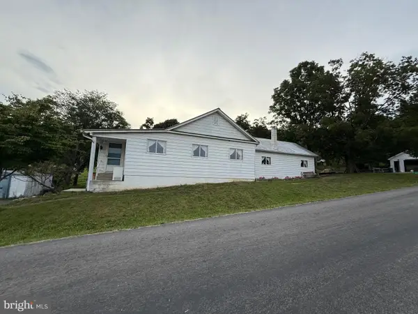 11967 Knobley Rd, NEW CREEK, WV 26743