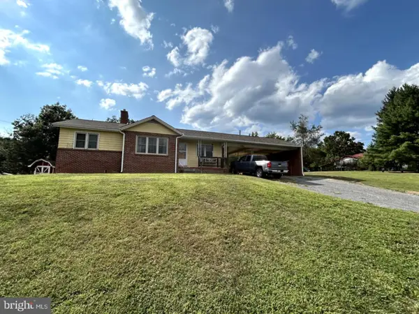 2621 Franklin Pike, PETERSBURG, WV 26847