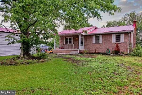 98 Noreaster Dr, Cabins, WV 26855 - #2