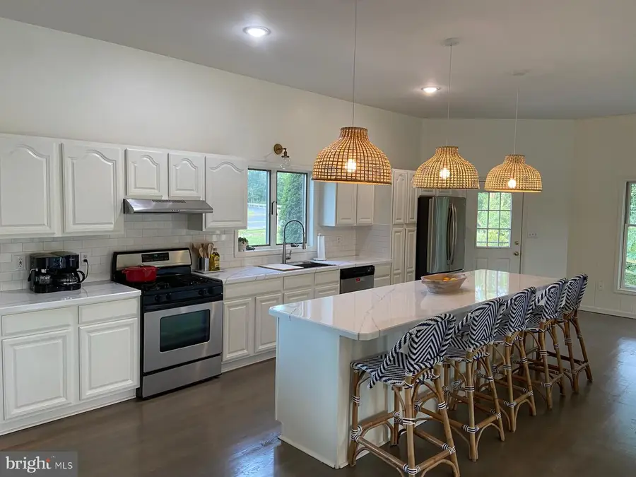 271 Ogden Farm Rd, Moorefield, WV 26836 - #2