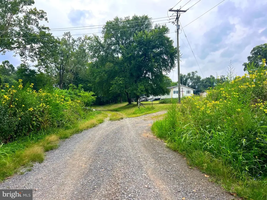 550 & 560 Rohrbaugh Ln, Moorefield, WV 26836 - Image #3