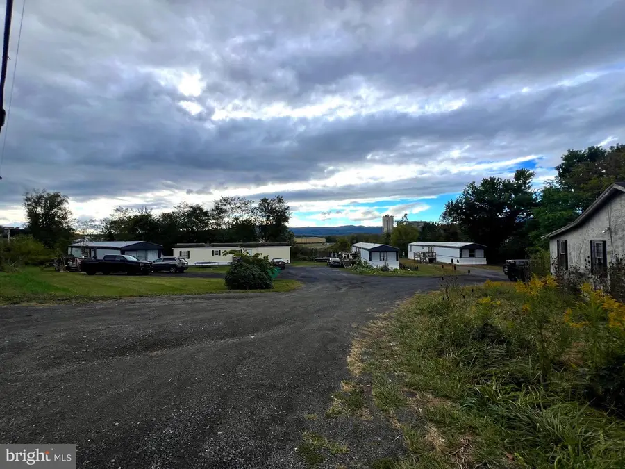 1584 Tollgate Court, Moorefield, WV 26836 - Image #2