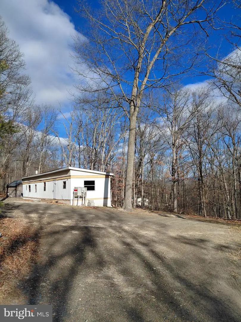 344 Orchard Ln, Moorefield, WV 26836 - Image #2