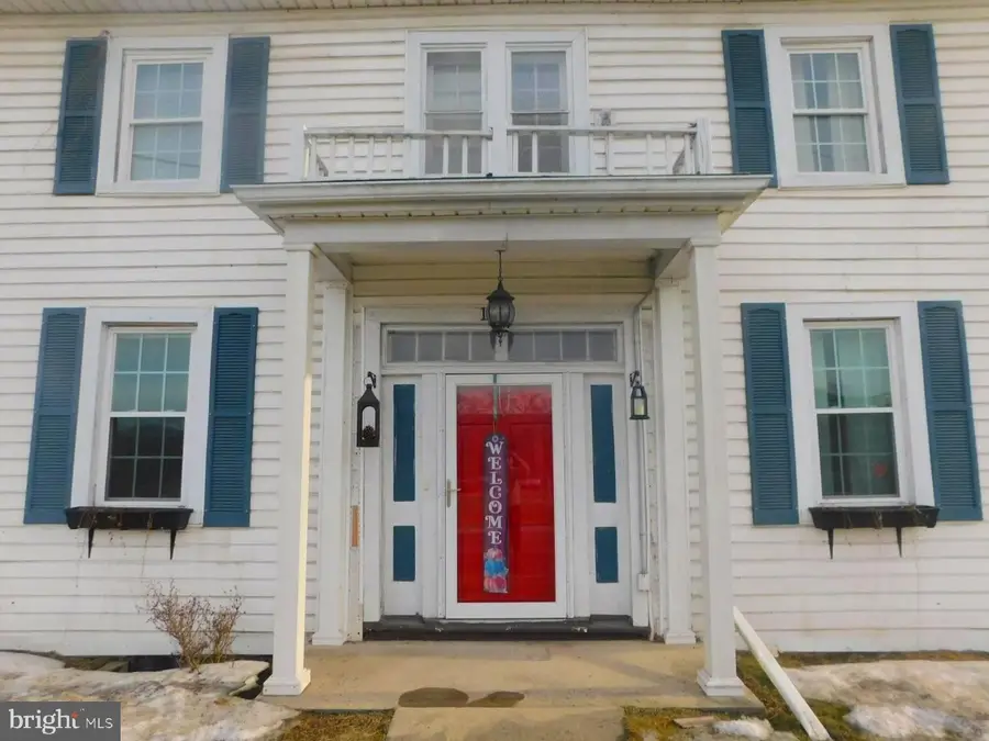 105 E Main St, Wardensville, WV 26851 - #2