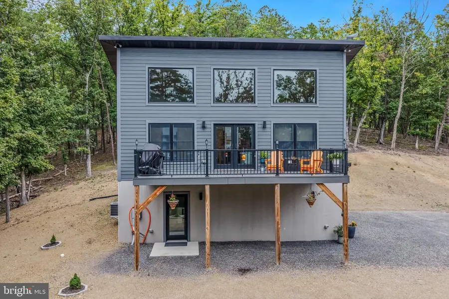 7504 Ashton Woods Dr, Moorefield, WV 26836 - #2
