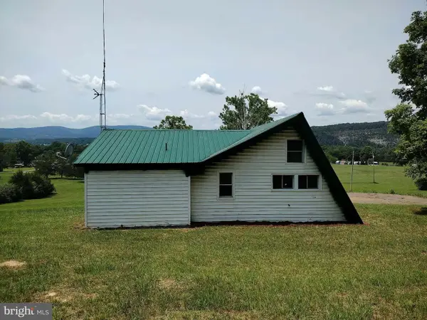 3255 Trough Rd, MOOREFIELD, WV 26836