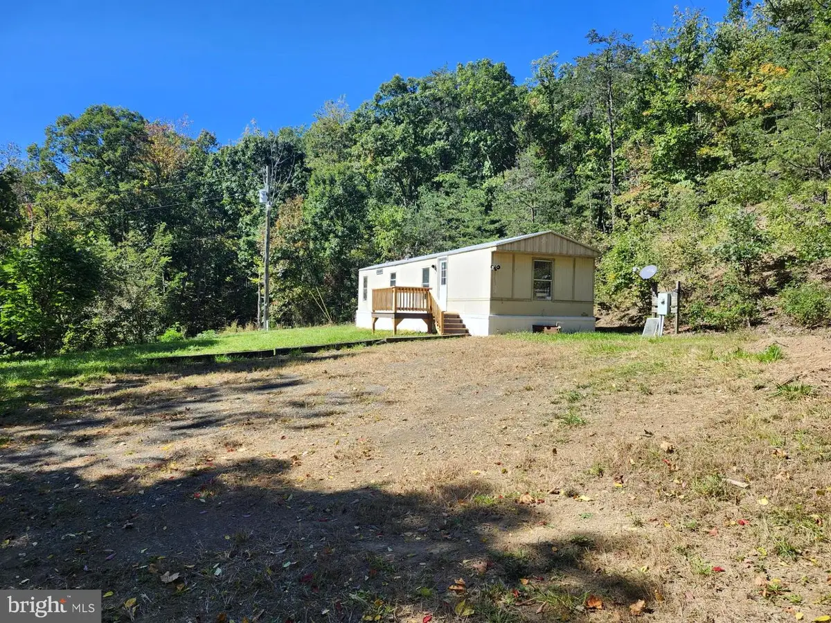 6 Blooms Ln, Moorefield, WV 26836 - #1