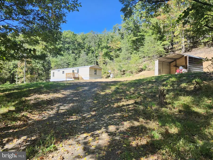 6 Blooms Ln, Moorefield, WV 26836 - #3