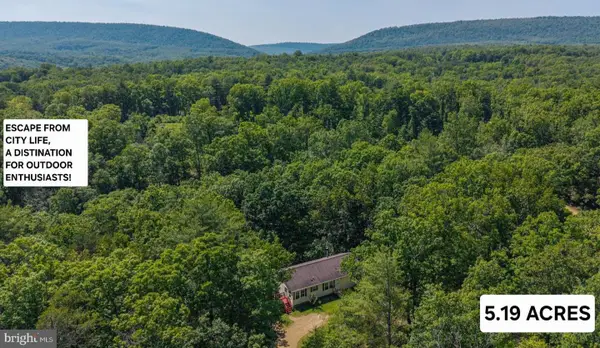 184 Winter Rd, PAW PAW, WV 25434