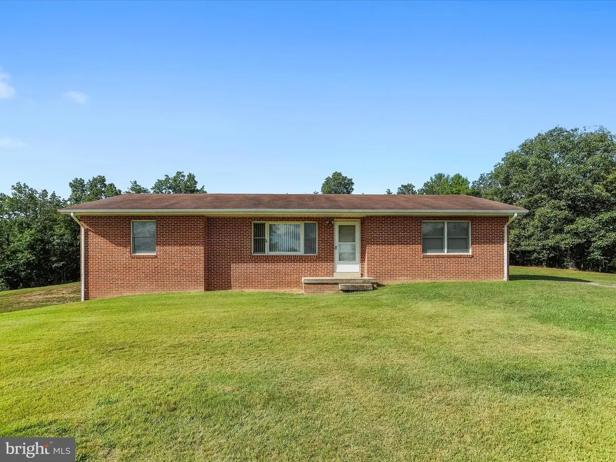 201 Rebel Hill Dr, Augusta, WV 26704 - #1