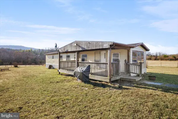 244 Muddy Rd, AUGUSTA, WV 26704