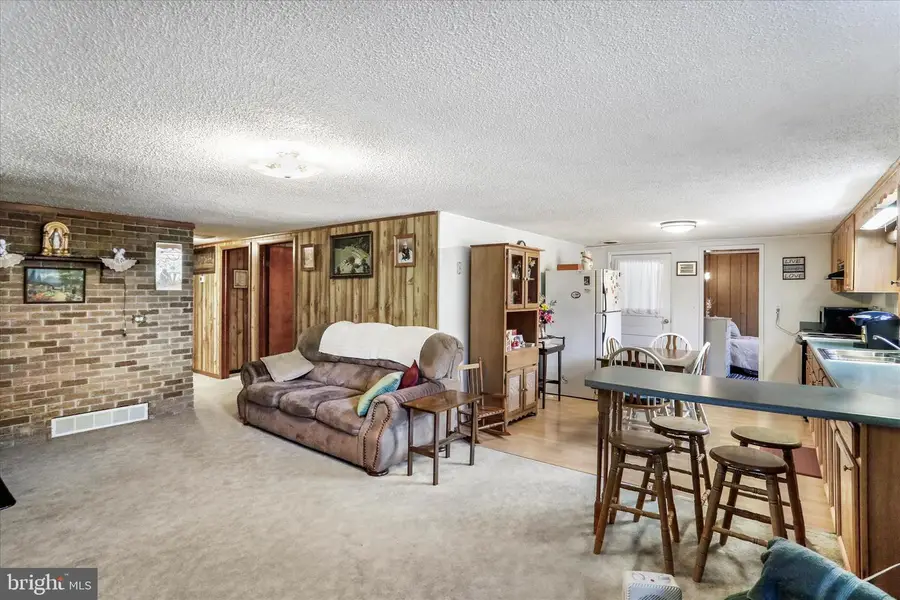 146 Miracle Dr, Springfield, WV 26763 - Image #2