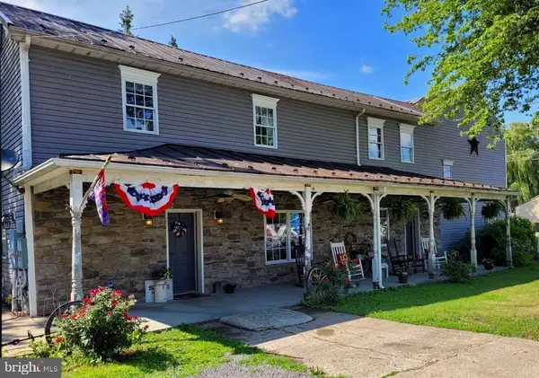 8303 Cumberland Rd, SPRINGFIELD, WV 26763